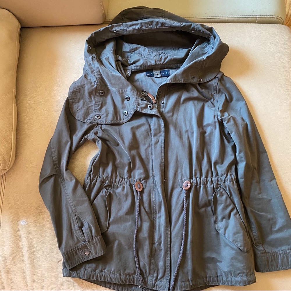 Kaki windbreaker